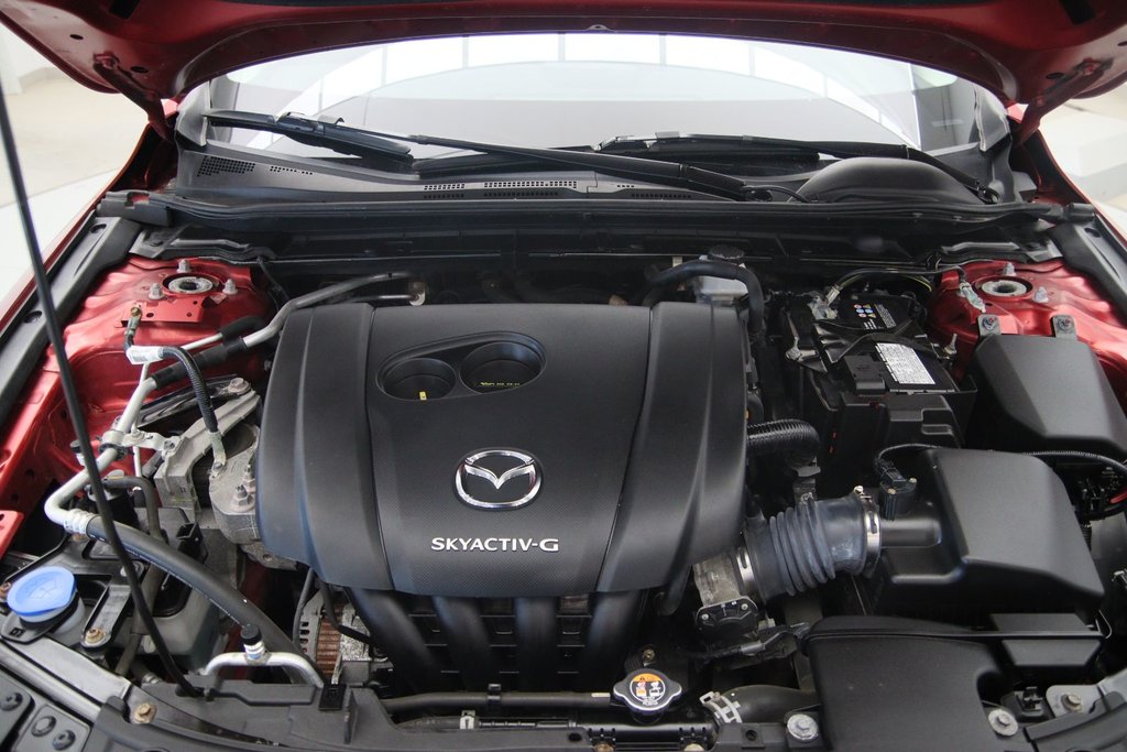 2022 Mazda 3 GX in Chicoutimi, Quebec - 12 - w1024h768px