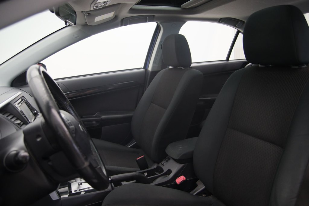 2016 Mitsubishi Lancer in Baie-Comeau, Quebec - 7 - w1024h768px