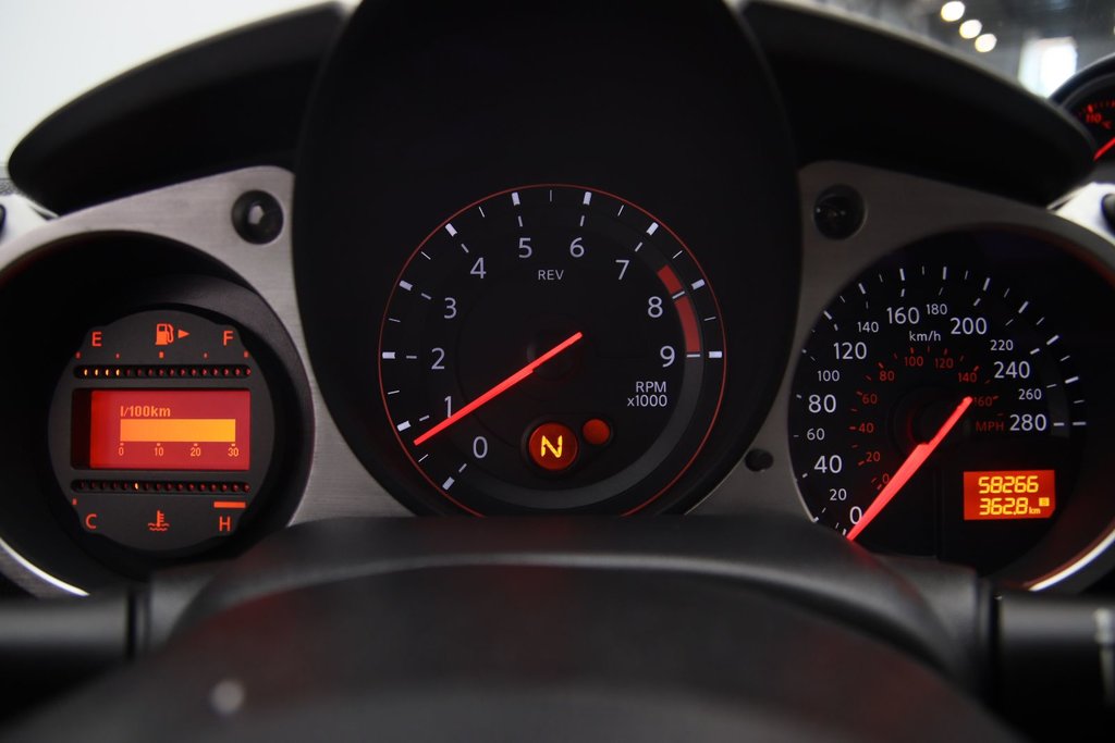 2019 Nissan 370Z coupe in Baie-Comeau, Quebec - 10 - w1024h768px