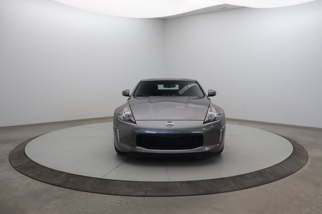 2019 Nissan 370Z coupe in Baie-Comeau, Quebec - 2 - w1024h768px
