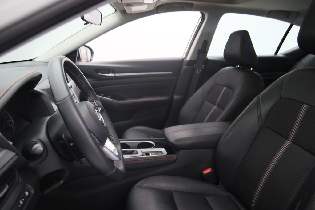 2023 Nissan Altima in Baie-Comeau, Quebec - 7 - w1024h768px