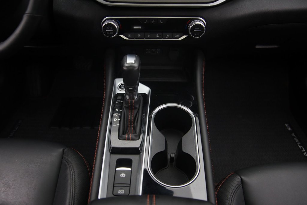 2023 Nissan Altima in Baie-Comeau, Quebec - 13 - w1024h768px