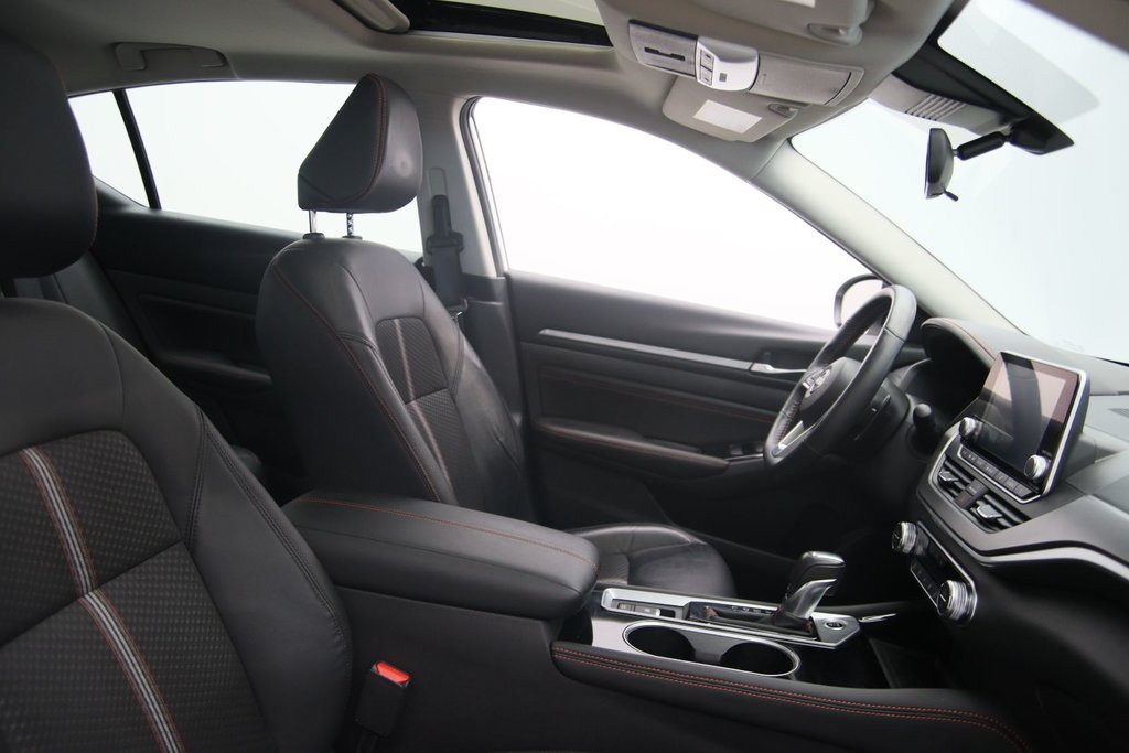 2023 Nissan Altima in Baie-Comeau, Quebec - 15 - w1024h768px