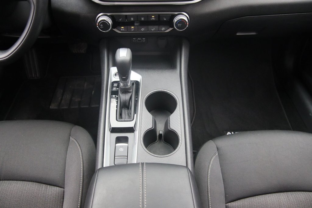 Nissan Altima  2024 à Sept-Îles, Québec - 12 - w1024h768px