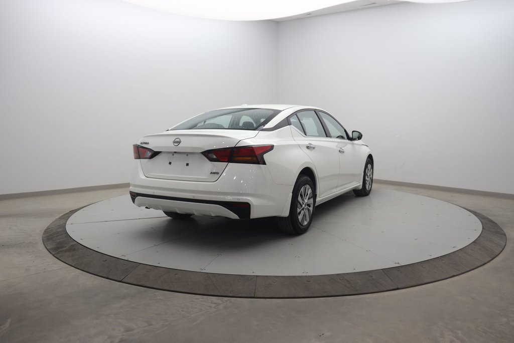 Nissan Altima  2024 à Sept-Îles, Québec - 4 - w1024h768px