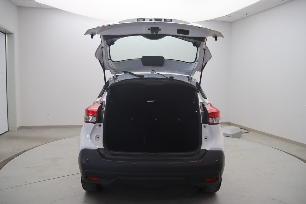 2020 Nissan Kicks in Sept-Îles, Quebec - 15 - w1024h768px