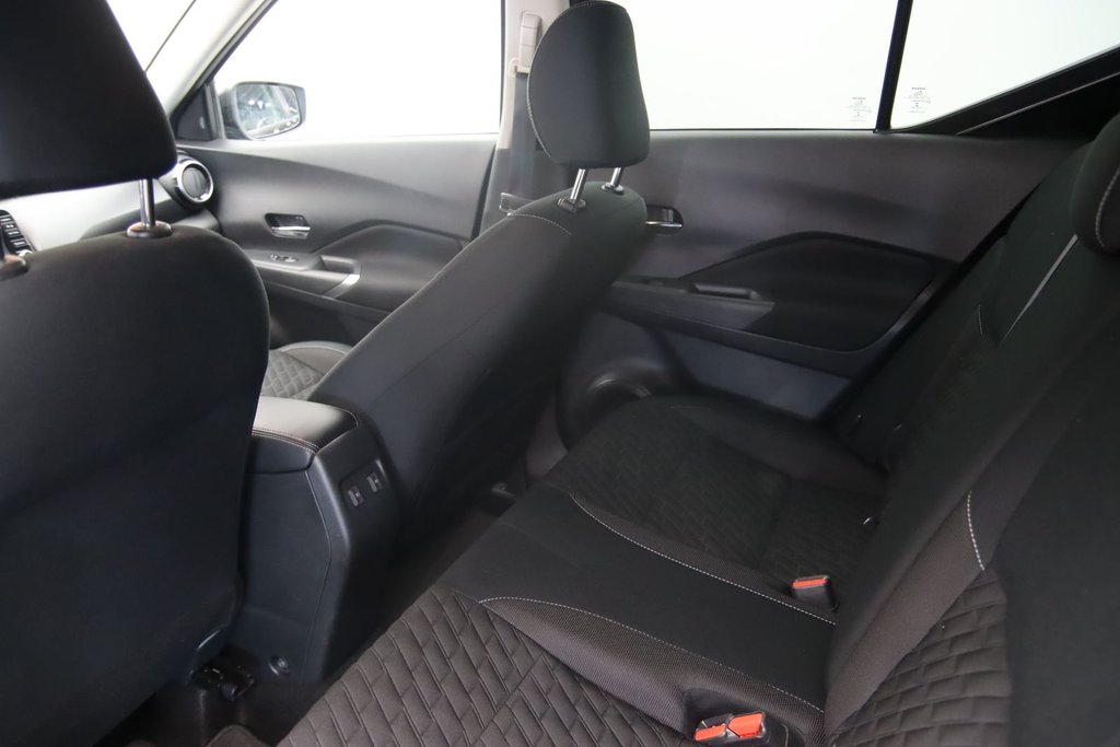 2021 Nissan Kicks SV in Jonquière, Quebec - 8 - w1024h768px