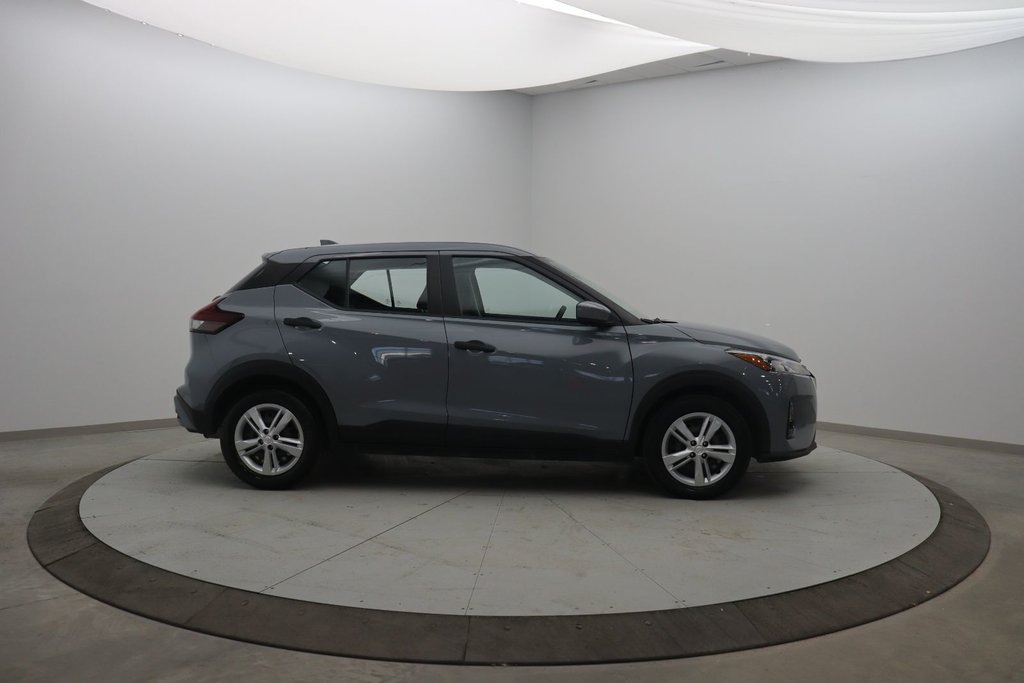 2021 Nissan Kicks in Baie-Comeau, Quebec - 3 - w1024h768px