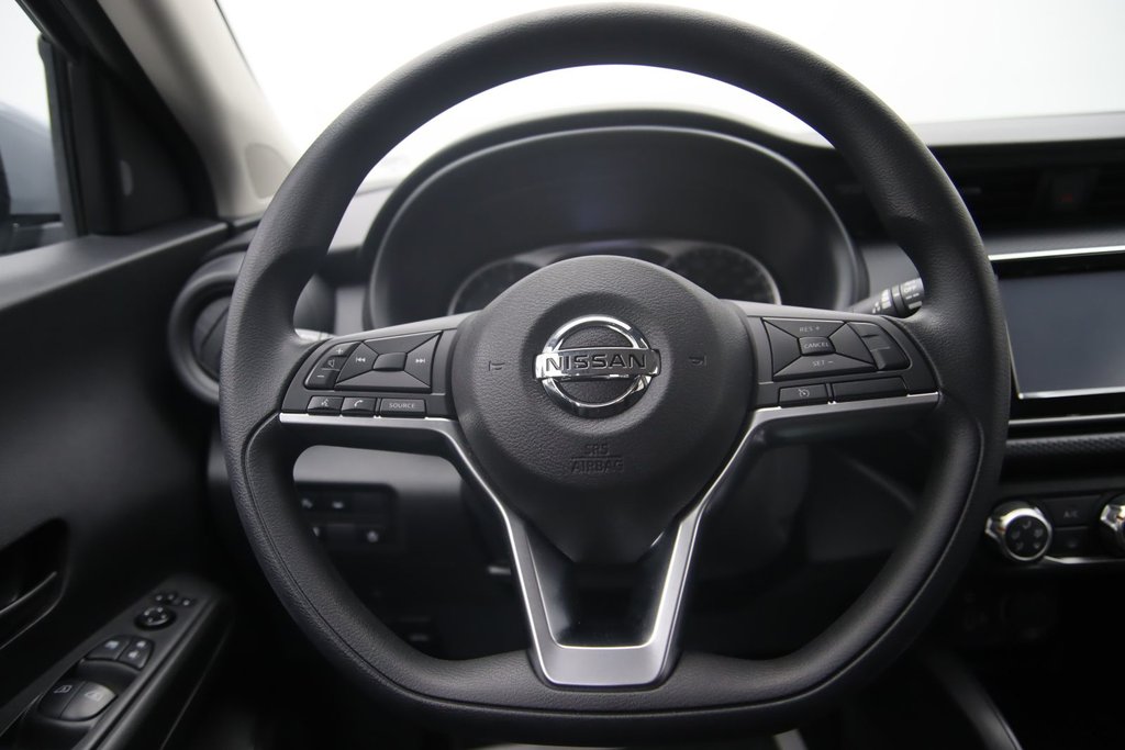 2021 Nissan Kicks in Baie-Comeau, Quebec - 11 - w1024h768px