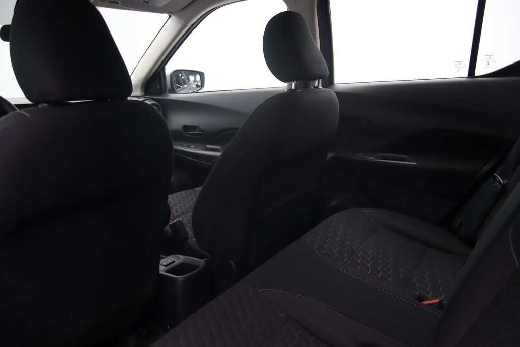 2021 Nissan Kicks in Baie-Comeau, Quebec - 8 - w1024h768px
