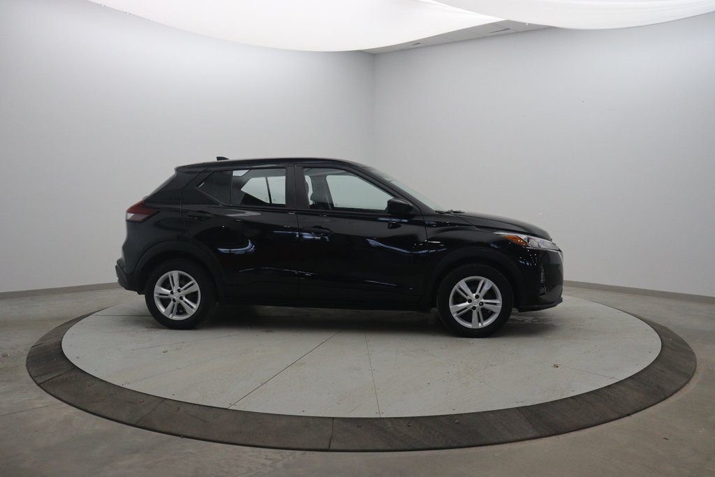 2021 Nissan Kicks S in Chicoutimi, Quebec - 3 - w1024h768px