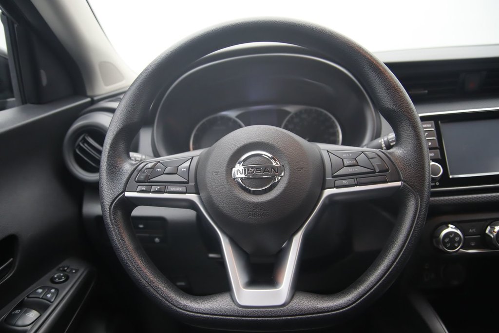 2021 Nissan Kicks S in Chicoutimi, Quebec - 11 - w1024h768px