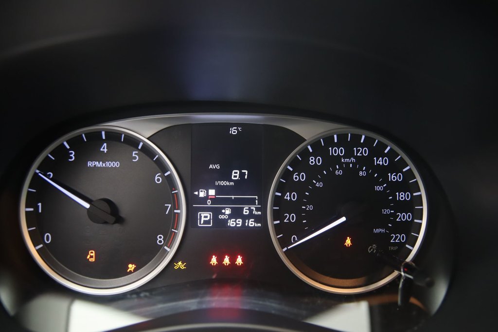 2021 Nissan Kicks S in Chicoutimi, Quebec - 12 - w1024h768px