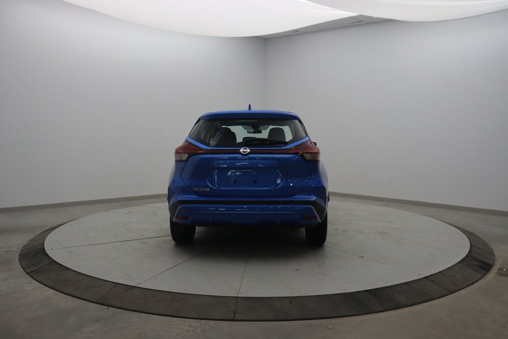 2021 Nissan Kicks S in Chicoutimi, Quebec - 5 - w1024h768px