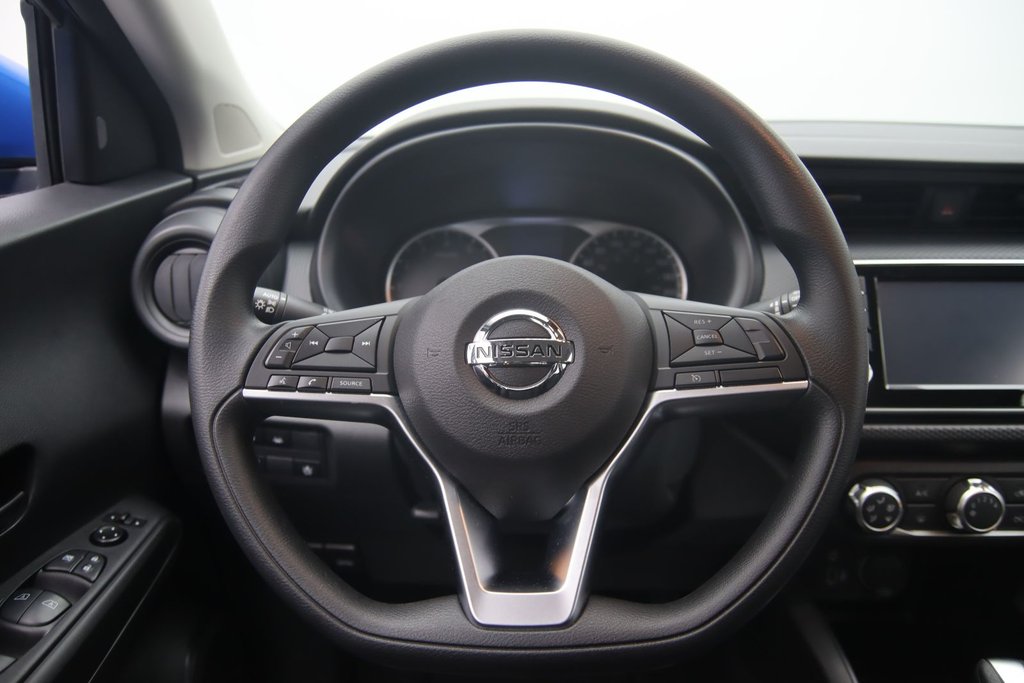 2021 Nissan Kicks S in Chicoutimi, Quebec - 11 - w1024h768px