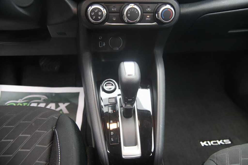 2021 Nissan Kicks S in Chicoutimi, Quebec - 13 - w1024h768px