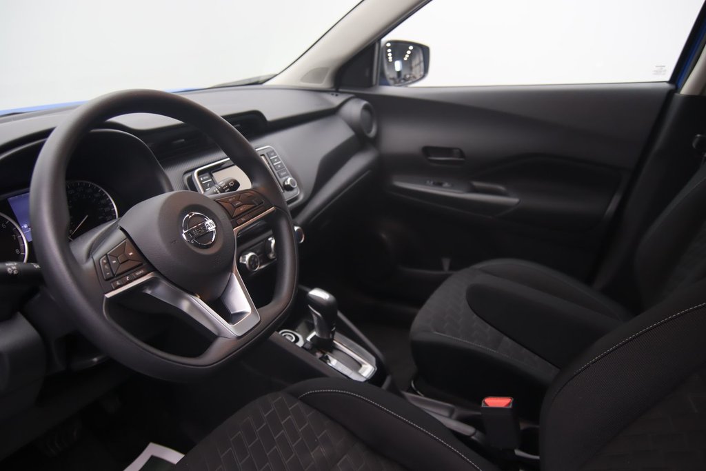 2021 Nissan Kicks S in Chicoutimi, Quebec - 6 - w1024h768px