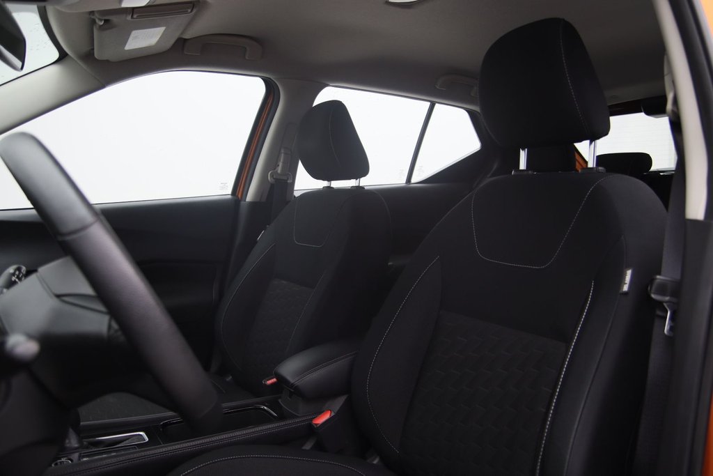 2022 Nissan Kicks in Baie-Comeau, Quebec - 7 - w1024h768px