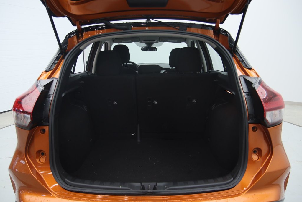 2022 Nissan Kicks in Baie-Comeau, Quebec - 18 - w1024h768px