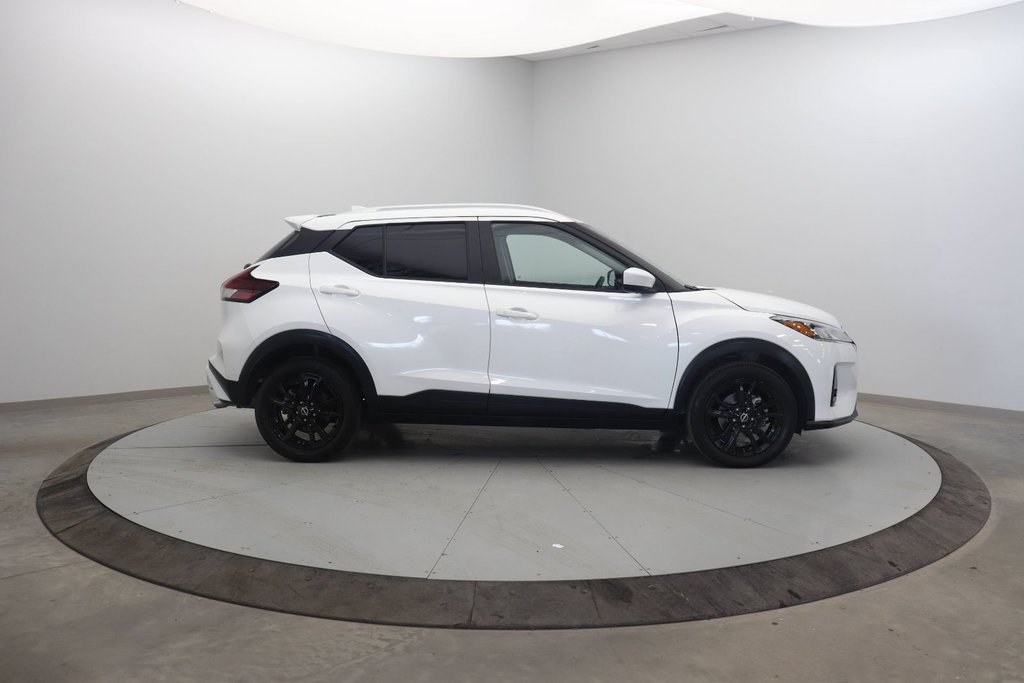 2022 Nissan Kicks SV in Chicoutimi, Quebec - 3 - w1024h768px