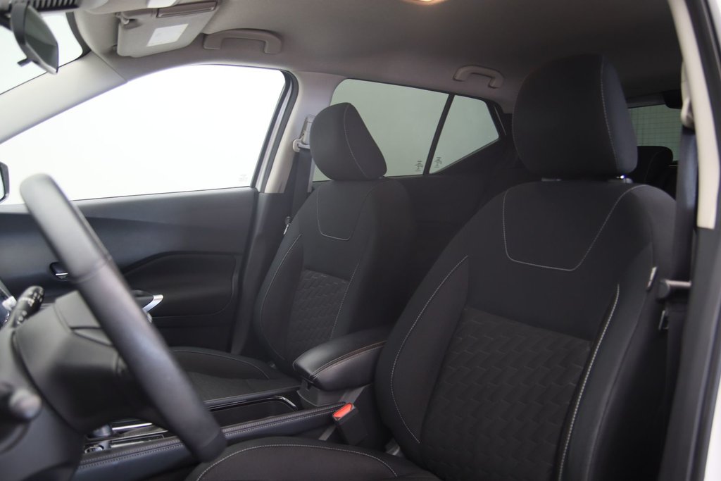 2022 Nissan Kicks SV in Chicoutimi, Quebec - 7 - w1024h768px