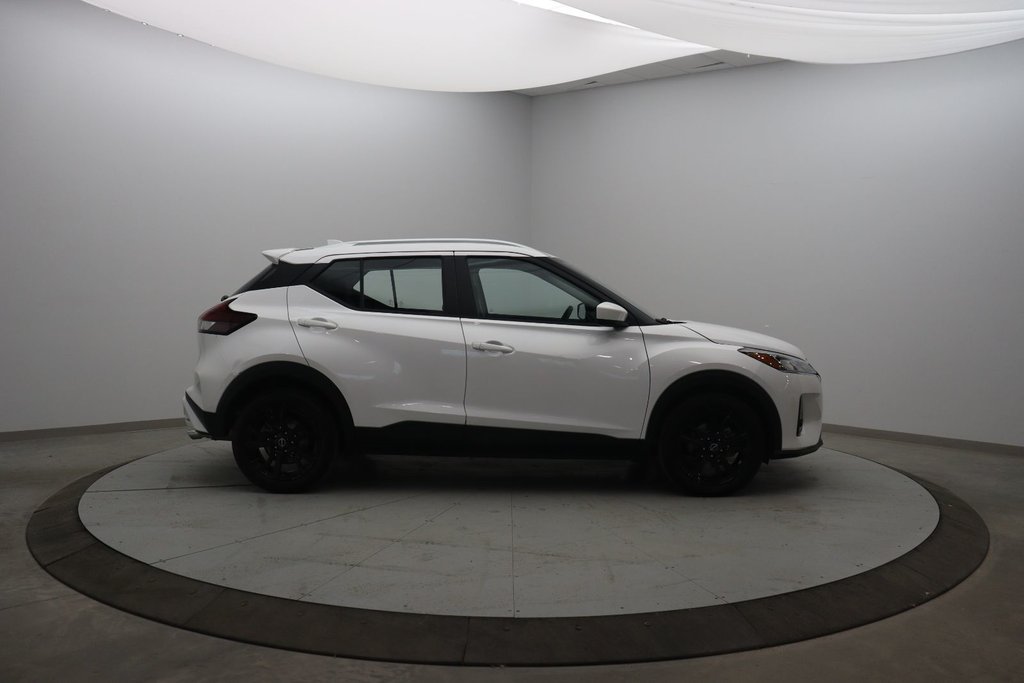 Nissan Kicks  2022 à Jonquière, Québec - 3 - w1024h768px