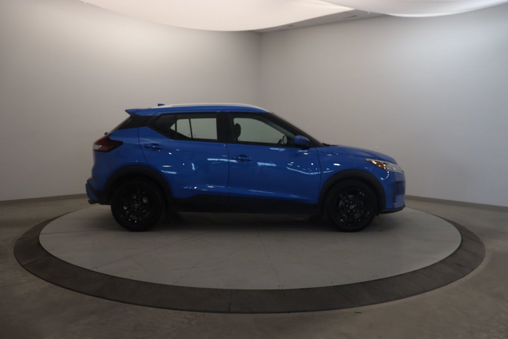 Nissan Kicks SV 2023 à Jonquière, Québec - 3 - w1024h768px