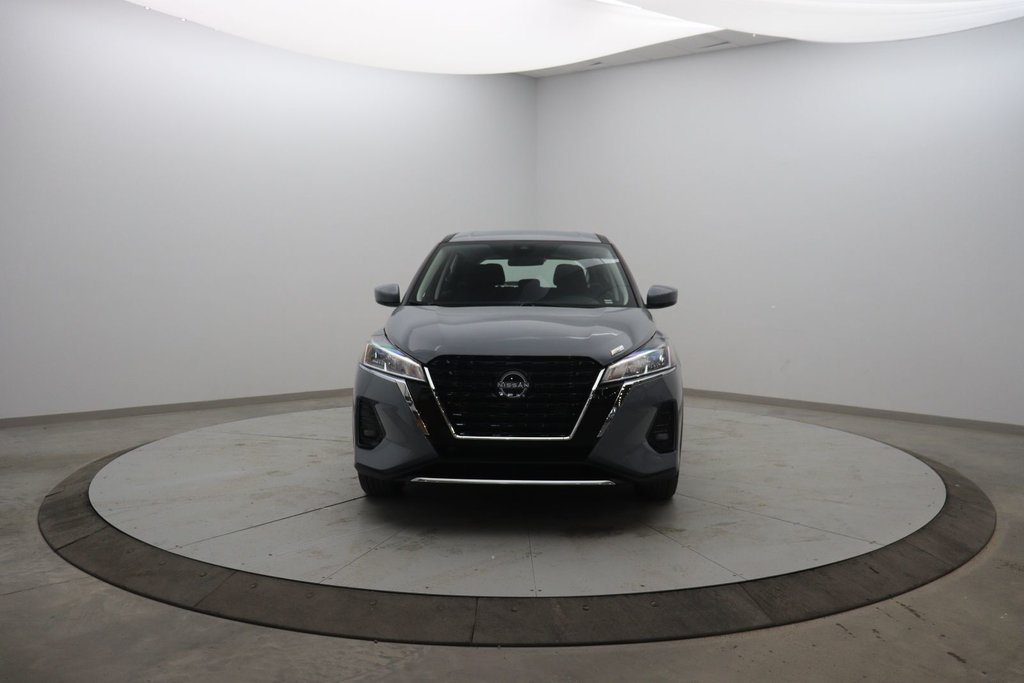 2023 Nissan Kicks S in Chicoutimi, Quebec - 2 - w1024h768px