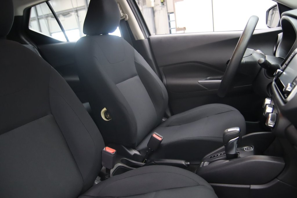 2023 Nissan Kicks S in Chicoutimi, Quebec - 15 - w1024h768px