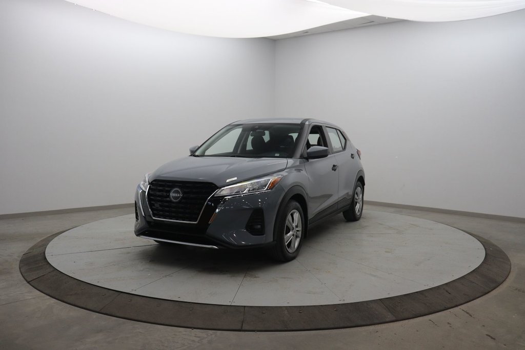 2023 Nissan Kicks S in Chicoutimi, Quebec - 1 - w1024h768px