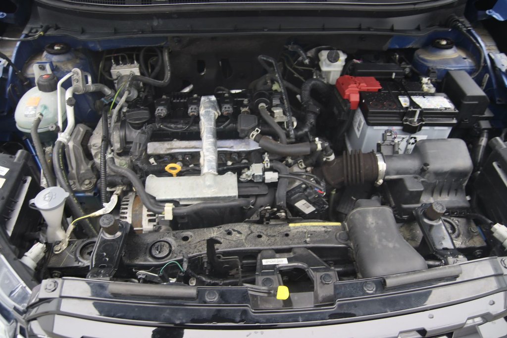 2023 Nissan Kicks S in Jonquière, Quebec - 16 - w1024h768px