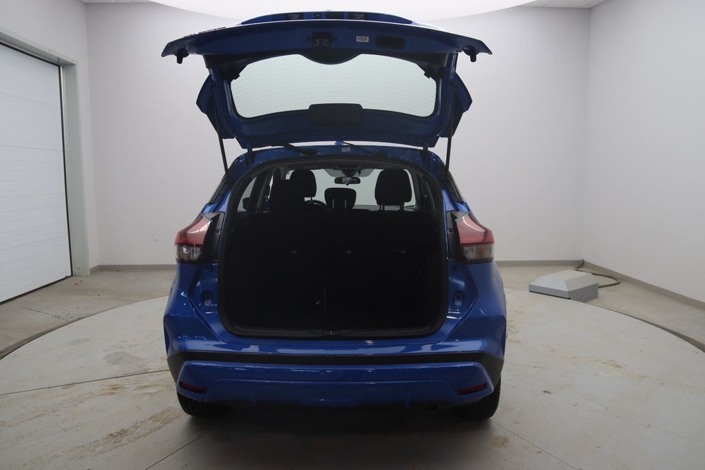 2023 Nissan Kicks S in Jonquière, Quebec - 17 - w1024h768px