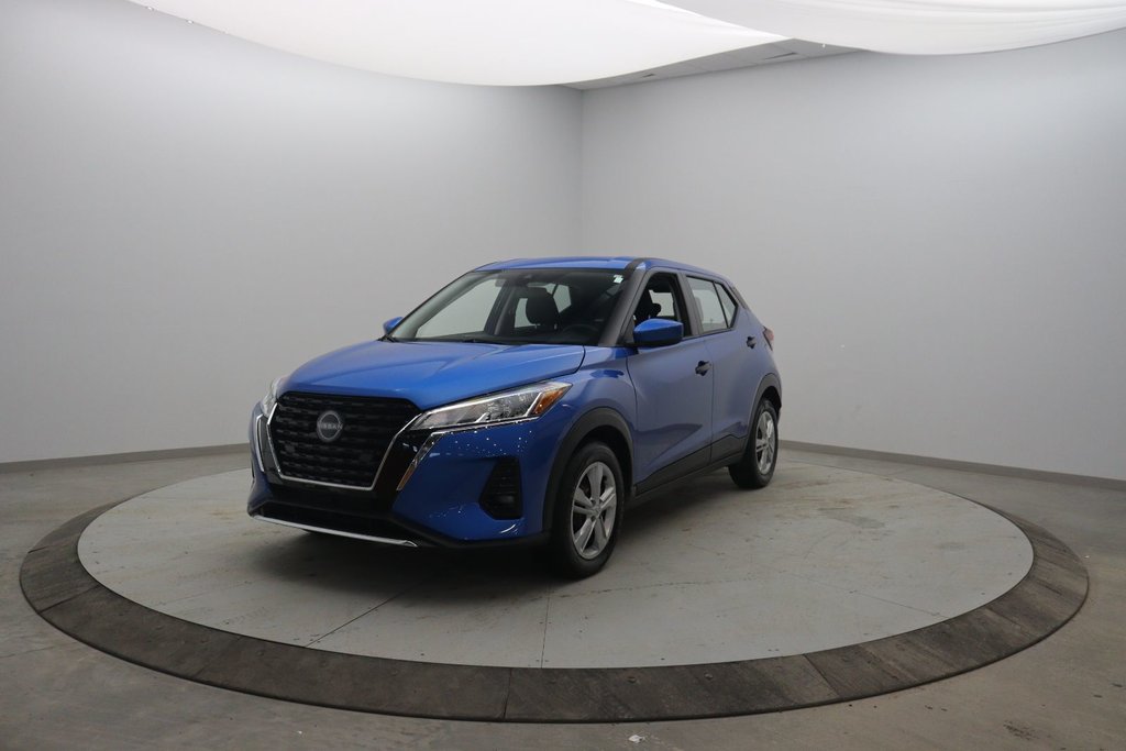2023 Nissan Kicks S in Jonquière, Quebec - 1 - w1024h768px