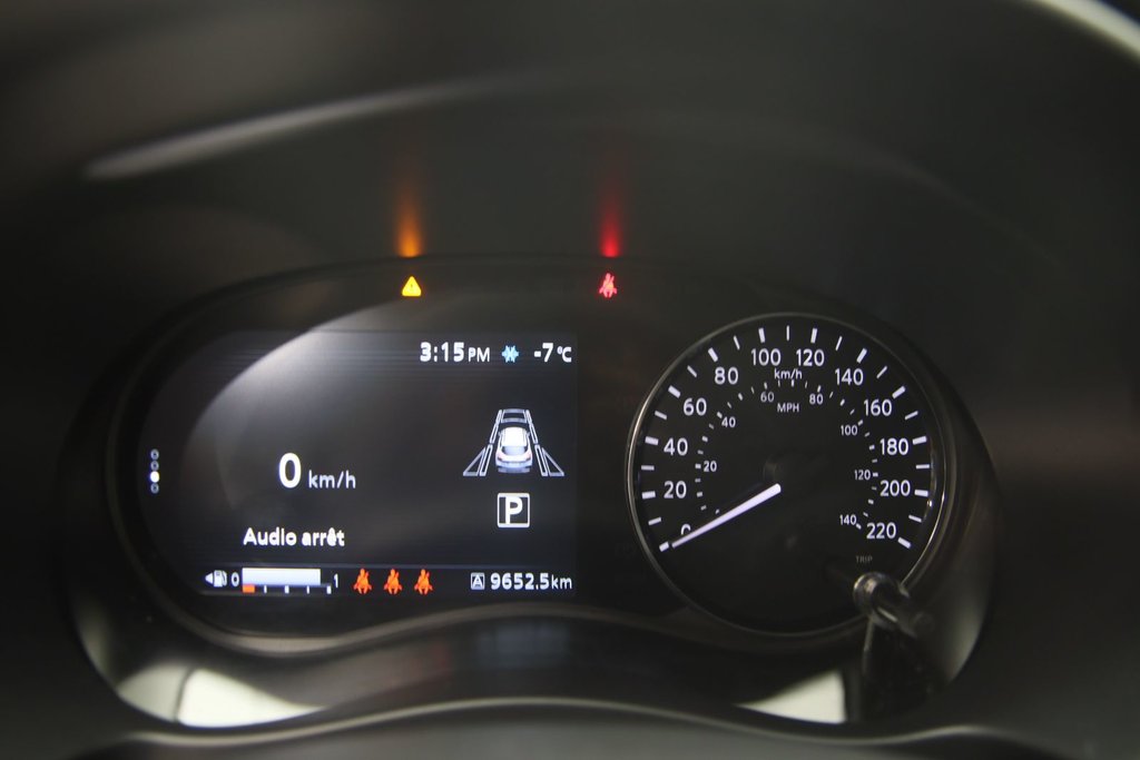 Nissan Kicks  2023 à Baie-Comeau, Québec - 12 - w1024h768px