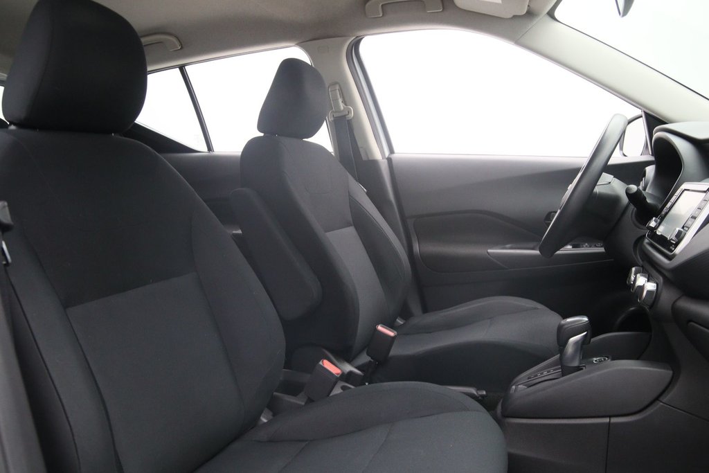 2023 Nissan Kicks in Baie-Comeau, Quebec - 15 - w1024h768px
