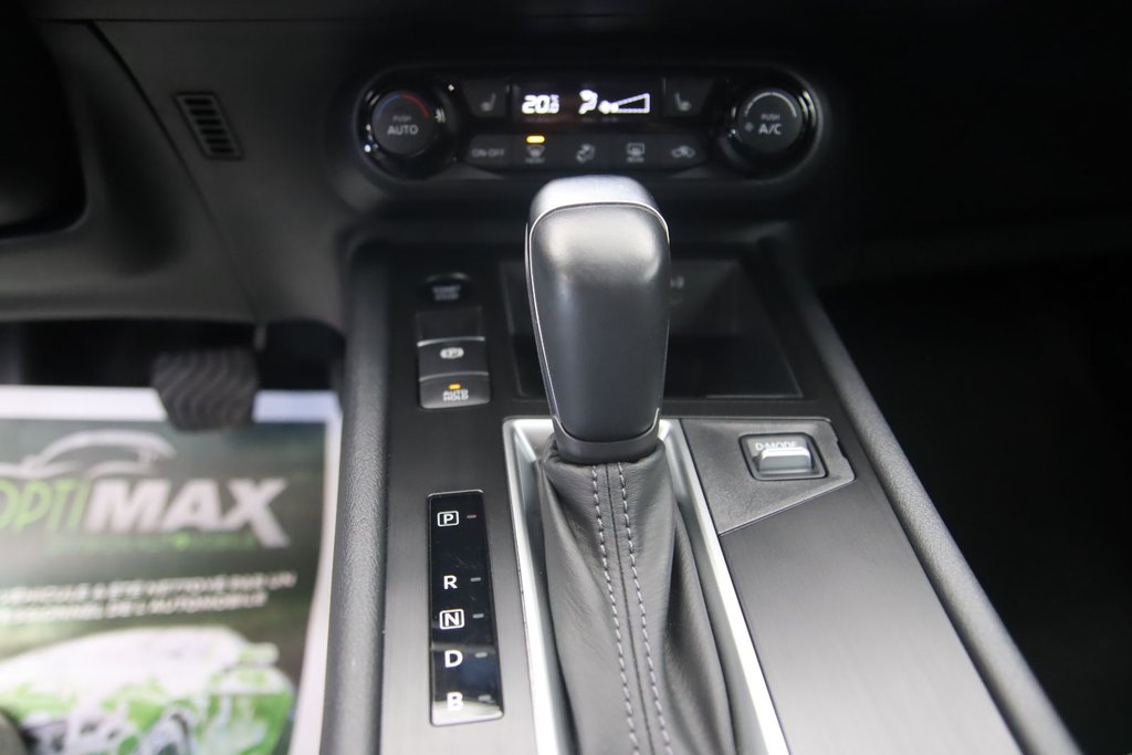 2025 Nissan Kicks in Jonquière, Quebec - 13 - w1024h768px
