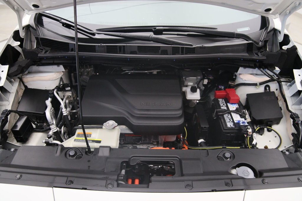 2023 Nissan LEAF SL PLUS in Jonquière, Quebec - 14 - w1024h768px