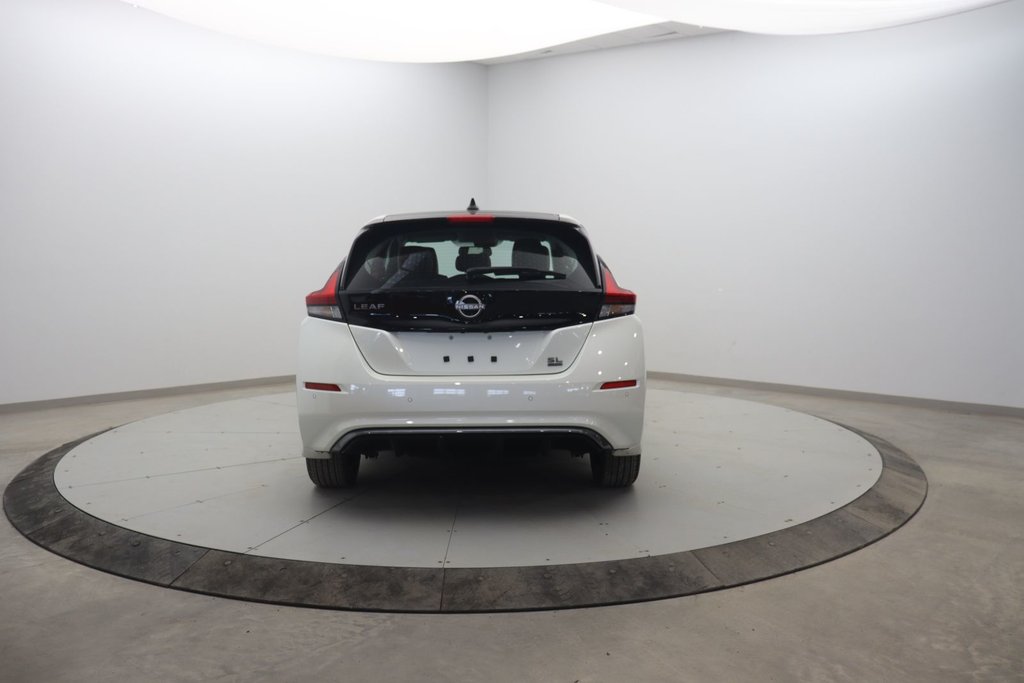 2023 Nissan LEAF SL PLUS in Jonquière, Quebec - 5 - w1024h768px