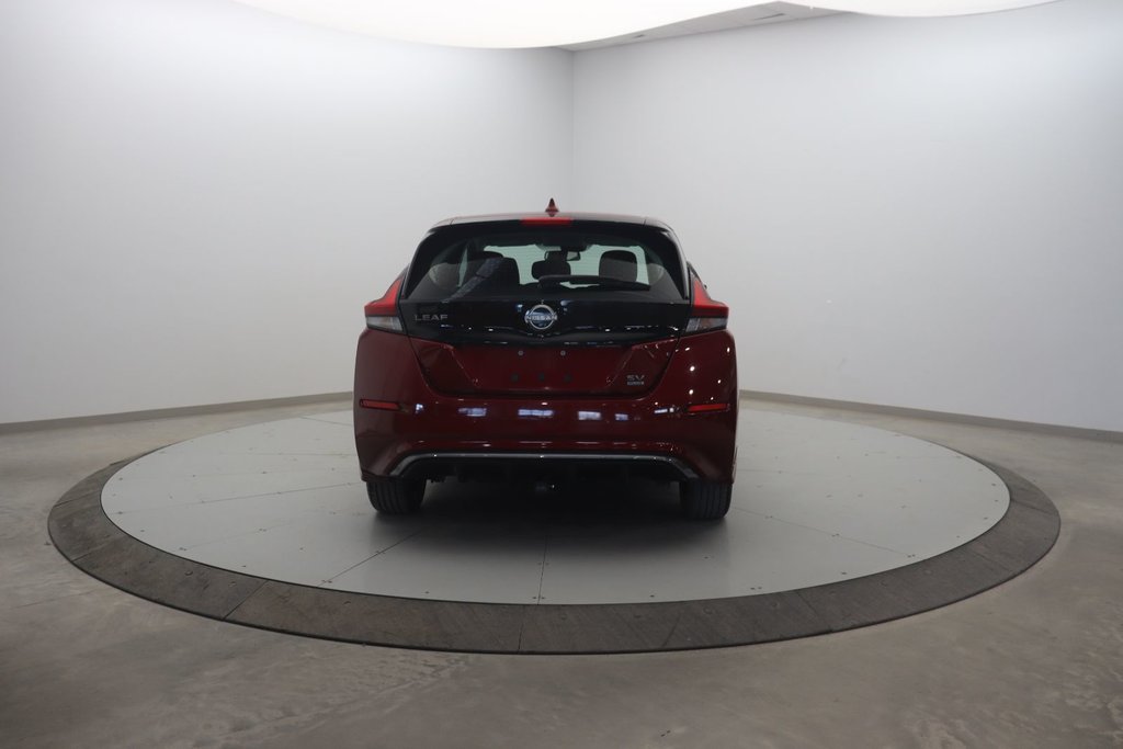 2023 Nissan LEAF SV + in Chicoutimi, Quebec - 5 - w1024h768px