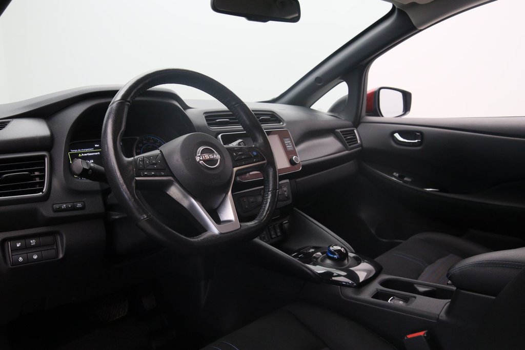 2023 Nissan LEAF SV + in Chicoutimi, Quebec - 7 - w1024h768px