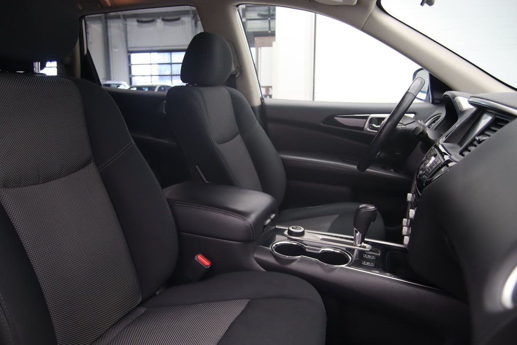 2019 Nissan Pathfinder in Jonquière, Quebec - 15 - w1024h768px