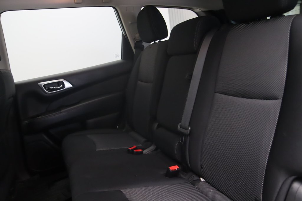2019 Nissan Pathfinder in Jonquière, Quebec - 9 - w1024h768px