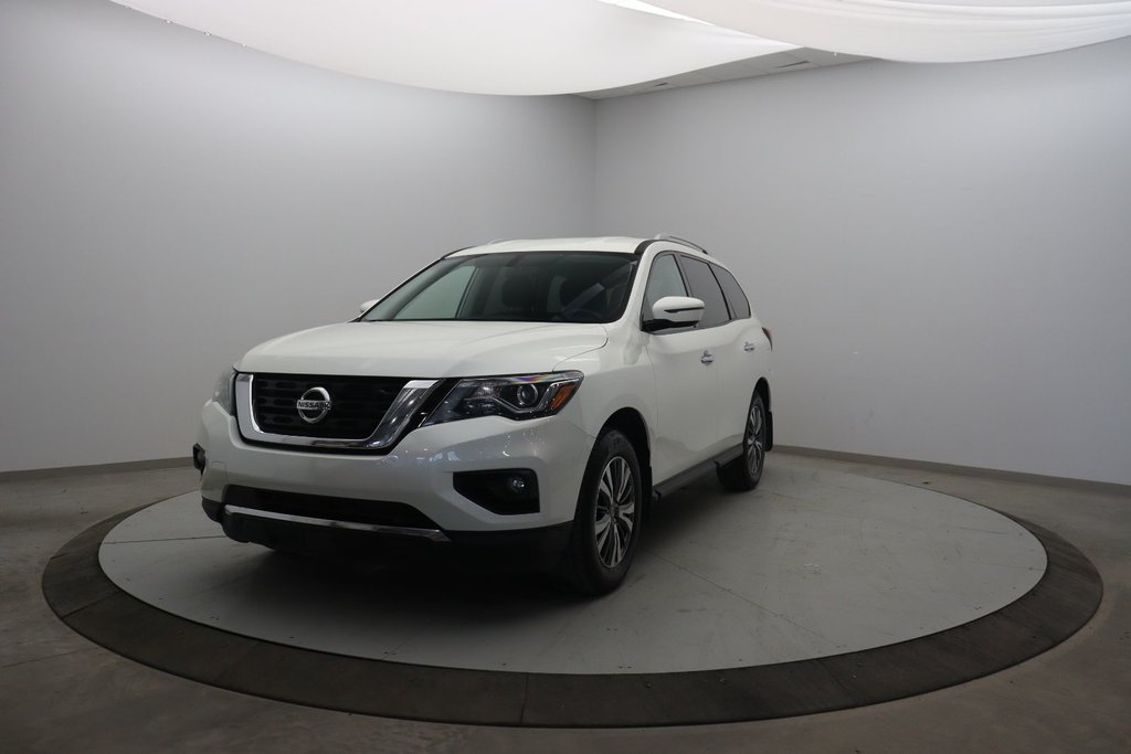 2019 Nissan Pathfinder in Jonquière, Quebec - 1 - w1024h768px