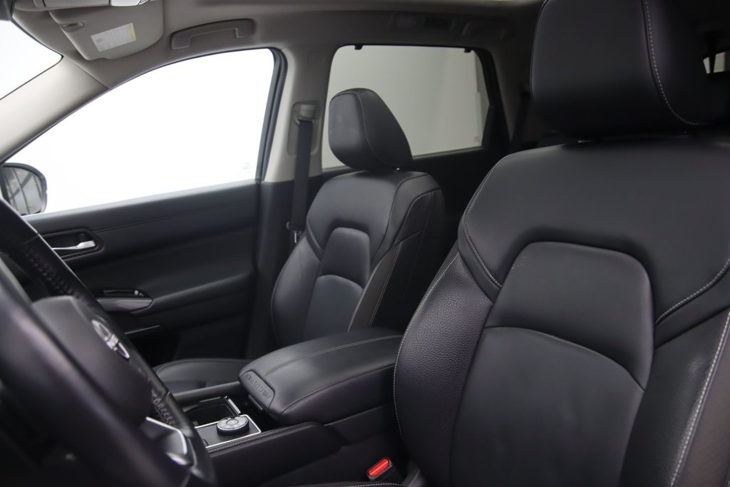 2022 Nissan Pathfinder in Baie-Comeau, Quebec - 7 - w1024h768px