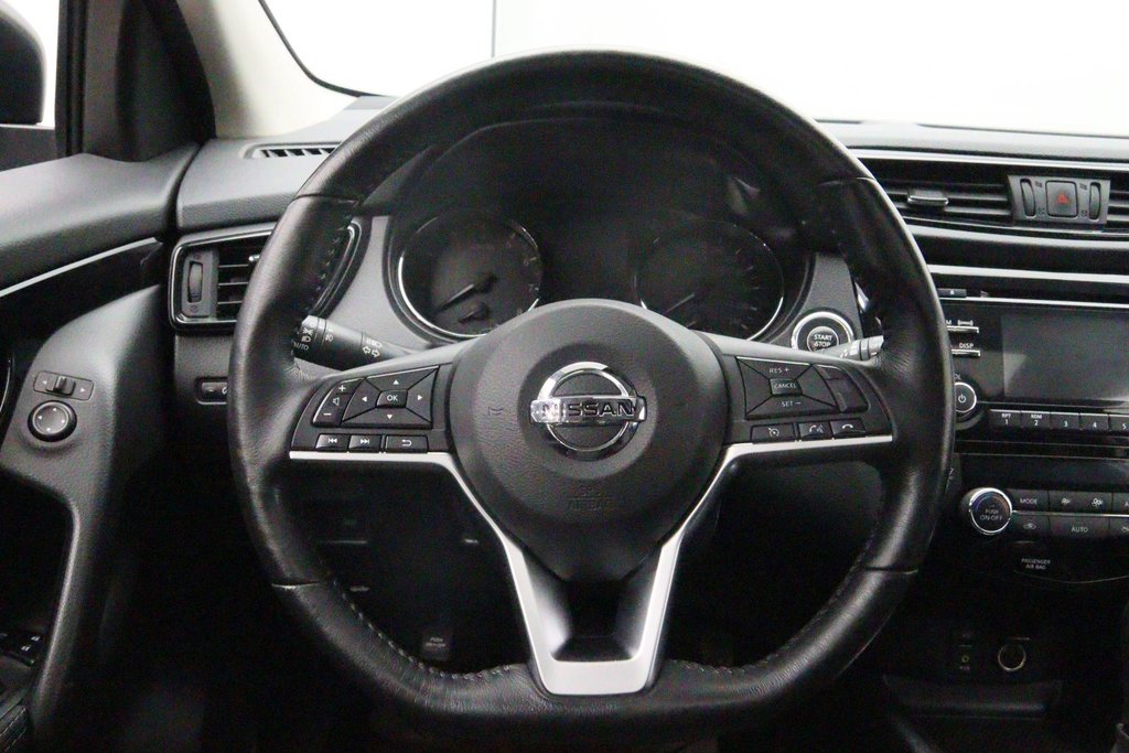 2017 Nissan Qashqai in Sept-Îles, Quebec - 14 - w1024h768px