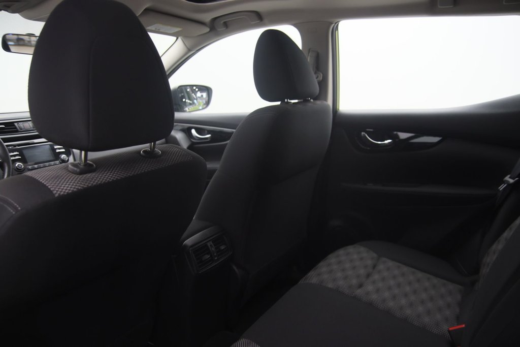 2018 Nissan Qashqai in Baie-Comeau, Quebec - 9 - w1024h768px