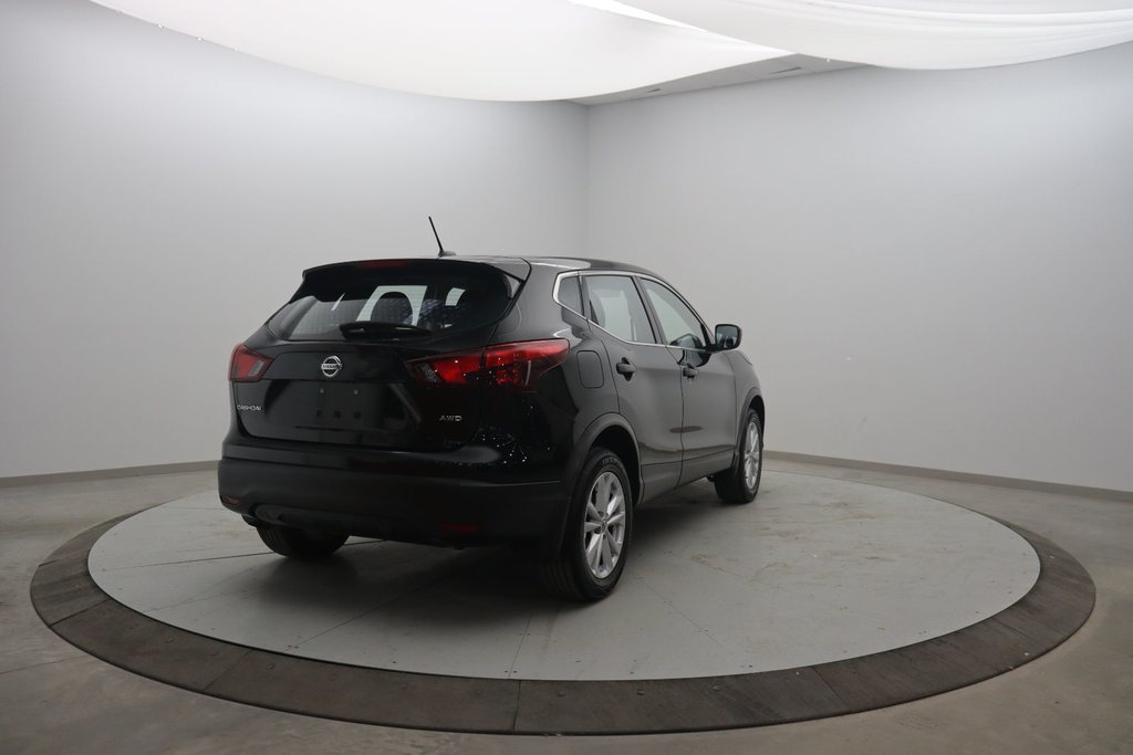 2019 Nissan Qashqai in Baie-Comeau, Quebec - 4 - w1024h768px