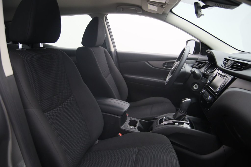 2020 Nissan Qashqai in Chicoutimi, Quebec - 15 - w1024h768px