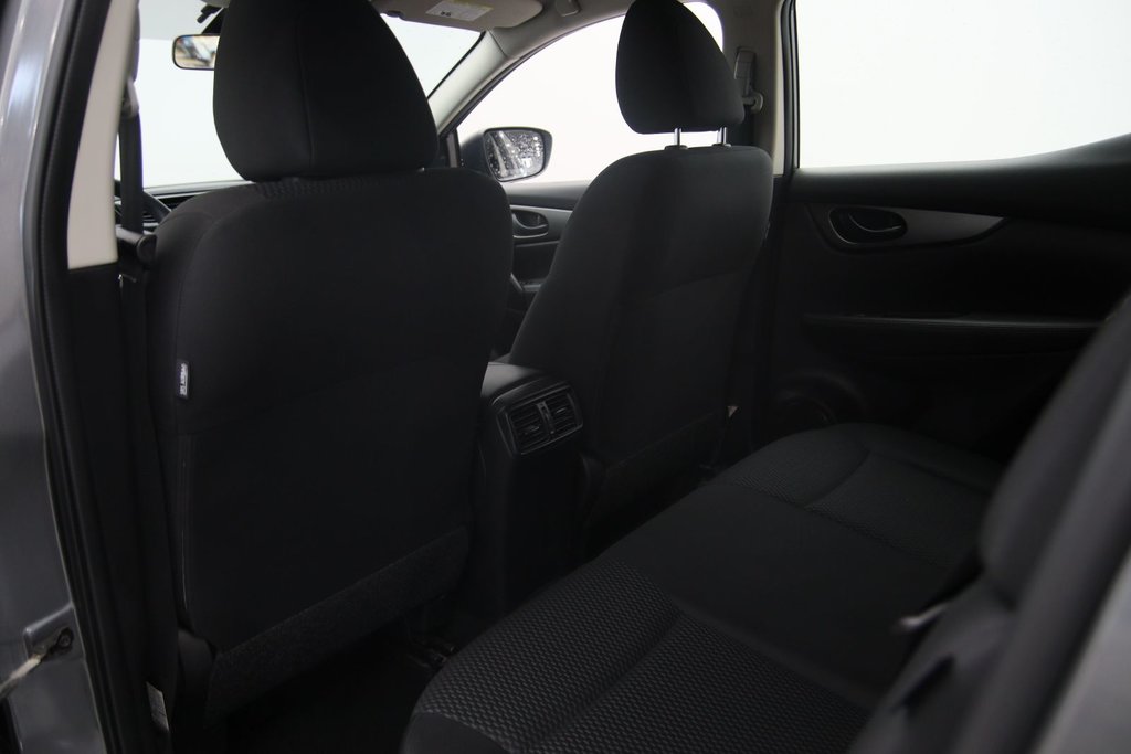 2020 Nissan Qashqai in Chicoutimi, Quebec - 8 - w1024h768px