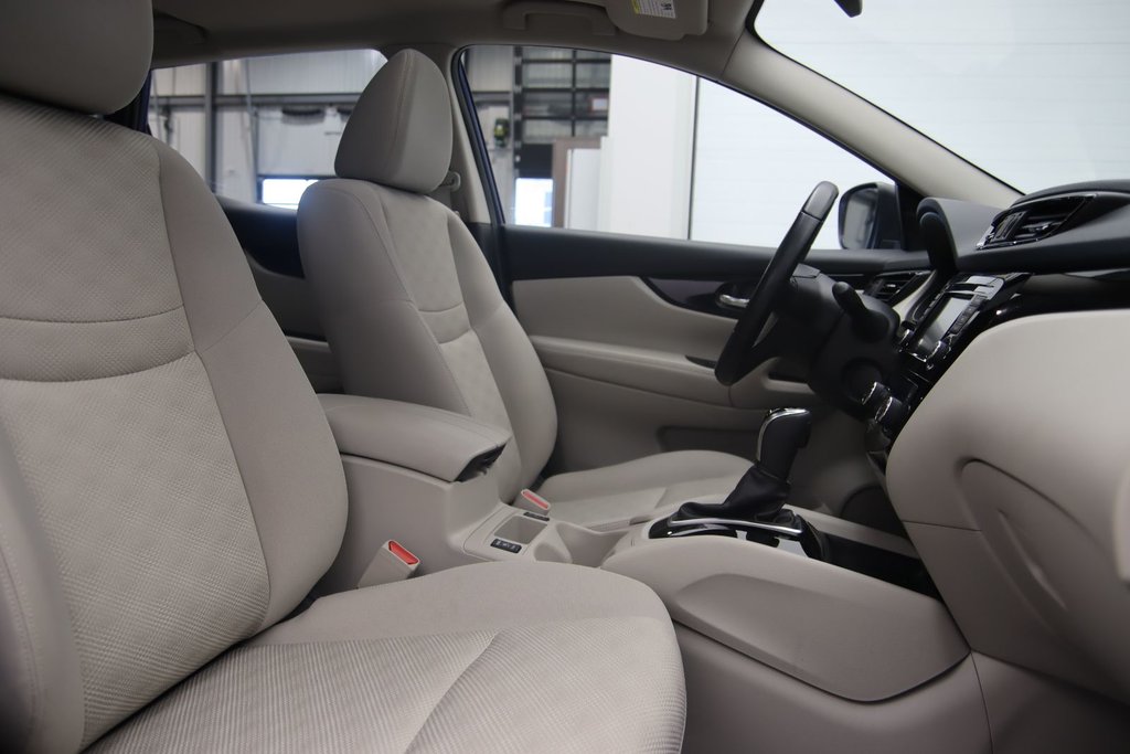 Nissan Qashqai  2020 à Sept-Îles, Québec - 16 - w1024h768px